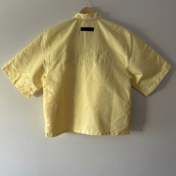 Fear of God Essentials Kids Sz 10 Short-Sleeve Nylon Shirt Jacket Canary Yellow - Picture 8 of 11